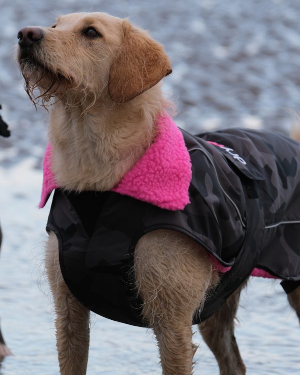 dryrobe Dog - Black Camo Pink - Image 7